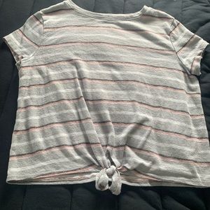 Flowey striped shirt with tie